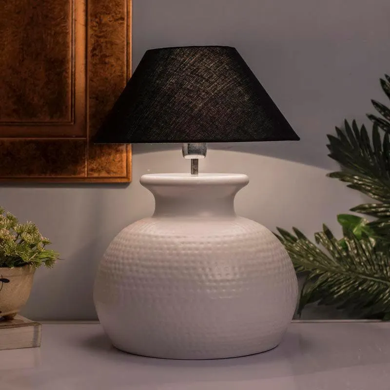 Gleam Quest Ceramic Table Lamp - Black,White media 1