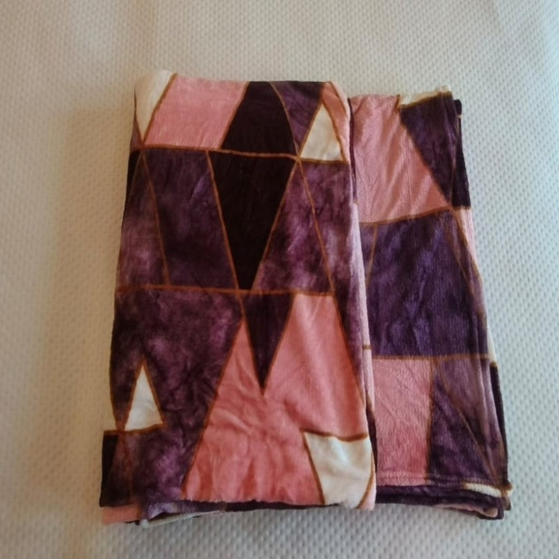 Rosatri Geometric Woolen Blanket (Multicolor) - 210 GSM media 5