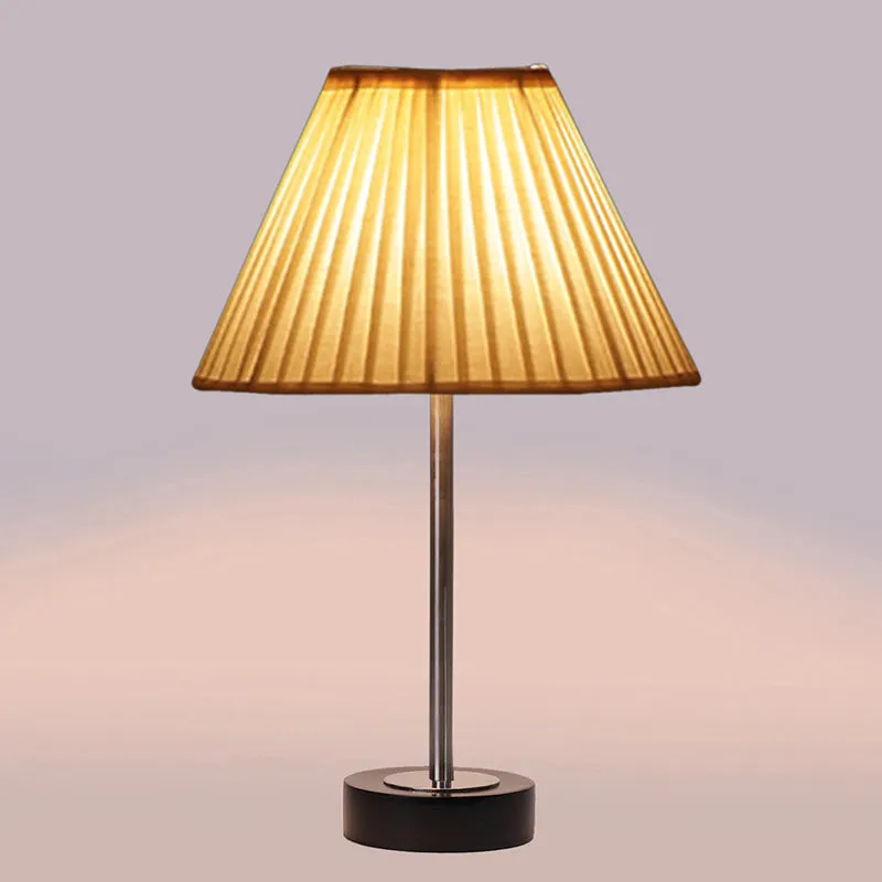 Pleatra Rodin Wooden Table Lamp - OffWhite,Silver,Black media 5