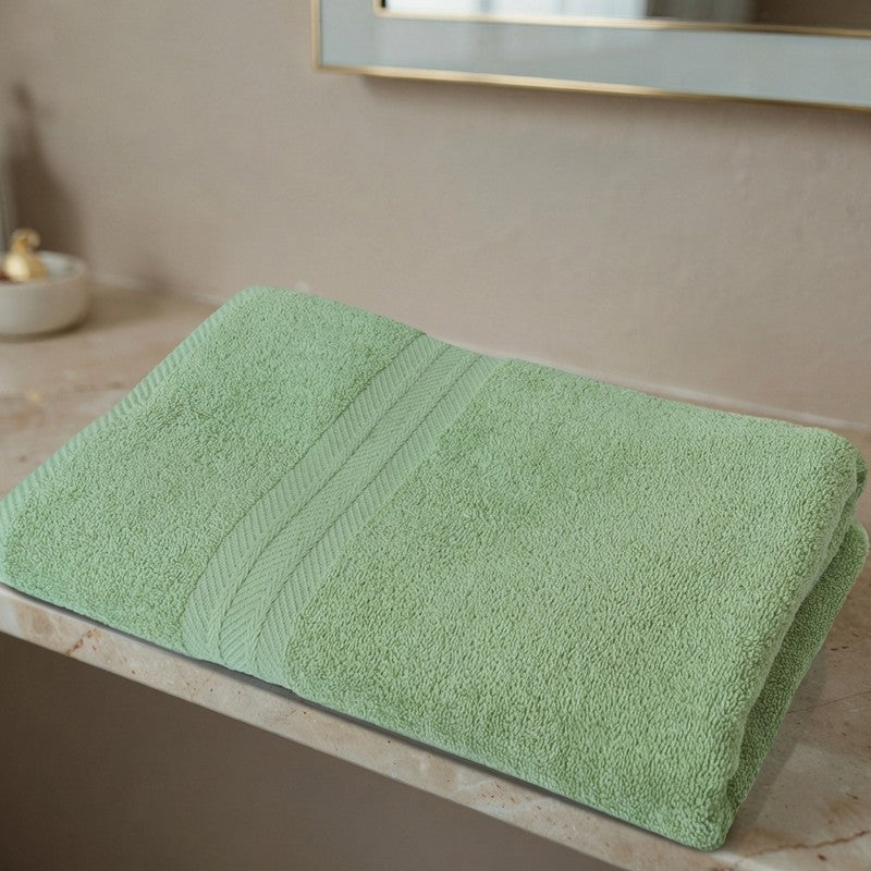 PlushAura Cotton Bath Towel (Olive) media 3