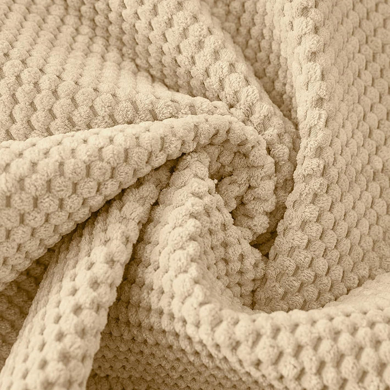 Blanco Textured Velvet Sofa Mat - Beige media 4