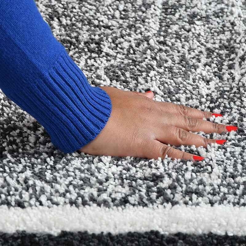 Luxe Anti Skid Bath Mat - Grey media 6