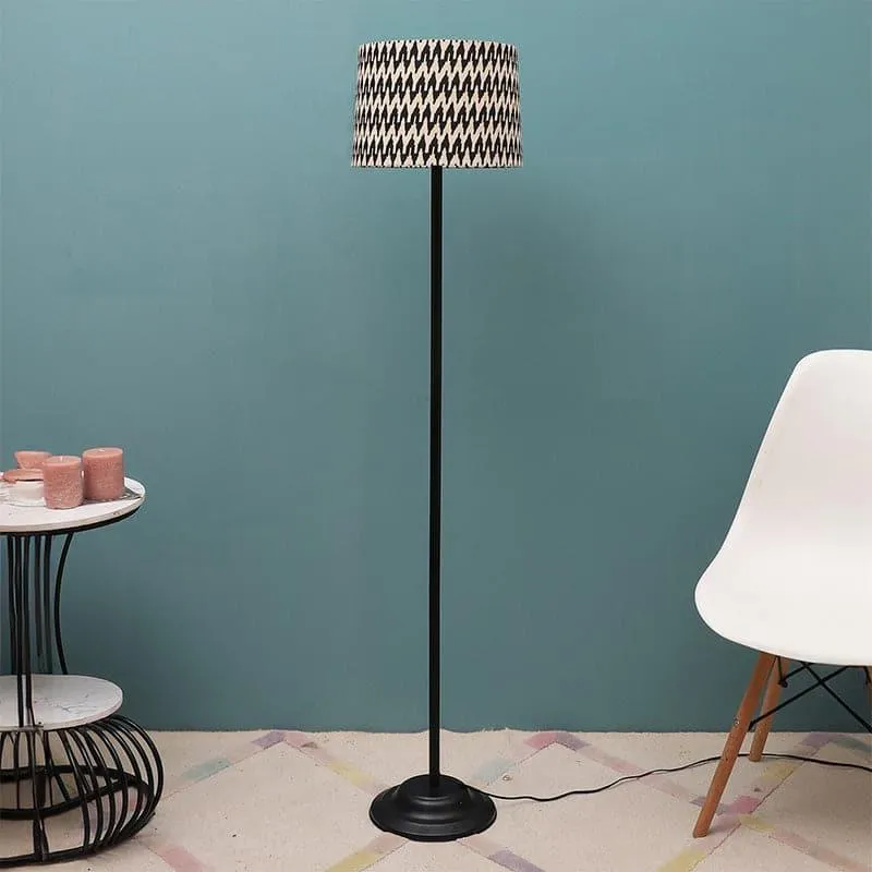 Chevronic Bergo Floor Lamp media 3