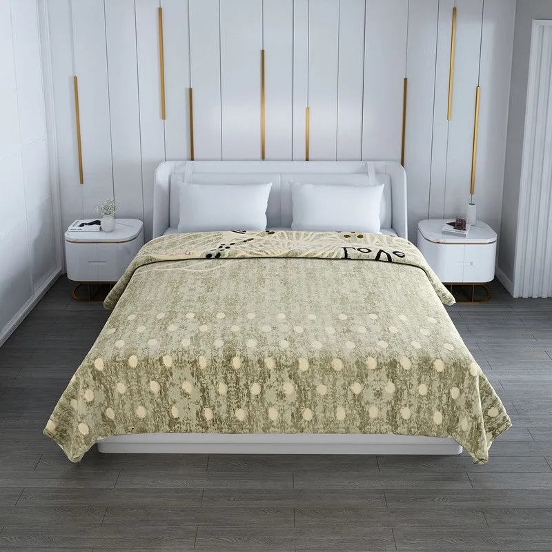 Monte Carlo Blush Flowers Blanket (Olive Green)- 1000 GSM media 3