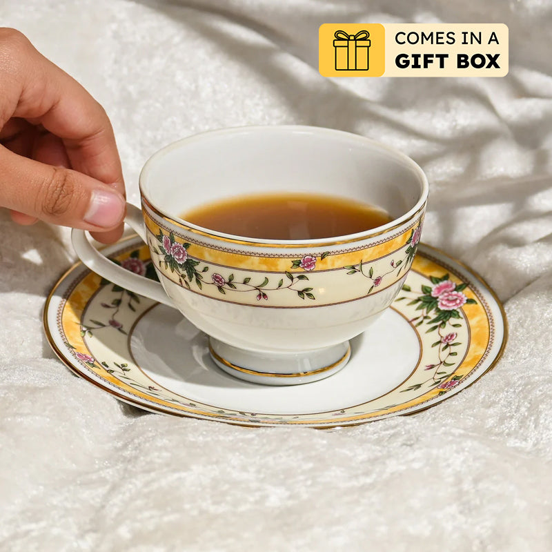 Yesenia 24k Gold Brushed Porcelain Tea Cup & Saucer (280 mL) - Twelve Piece Set