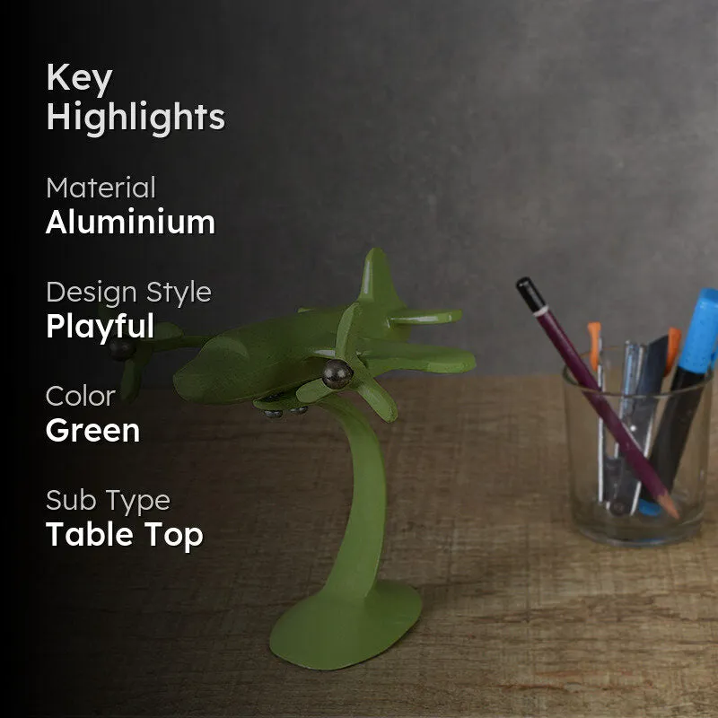 Quirky Flight Showpiece media 2