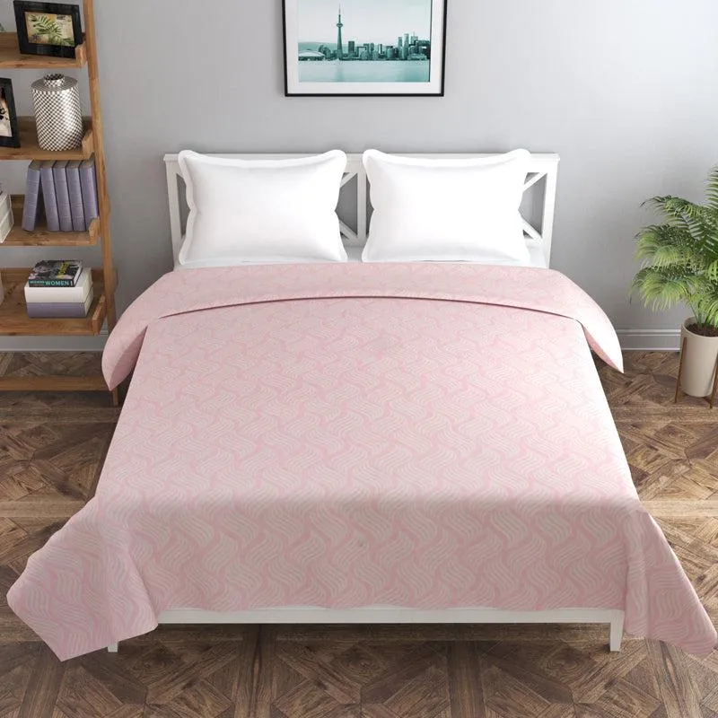 Blushing Curves Cotton Duvet Cover - 210 TC media 3
