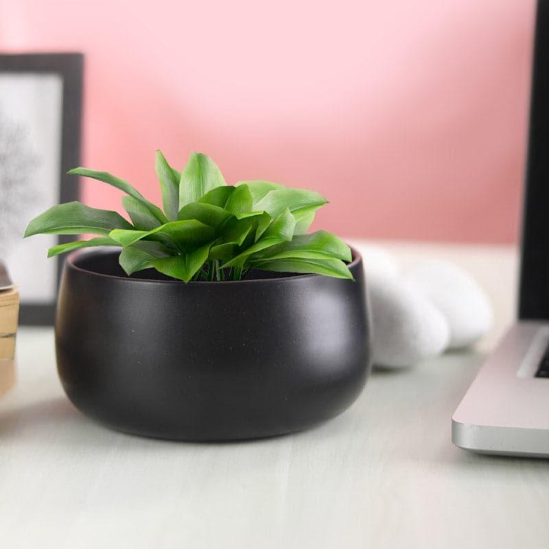Helena Hue Planter (Black) - Set Of Two media 4