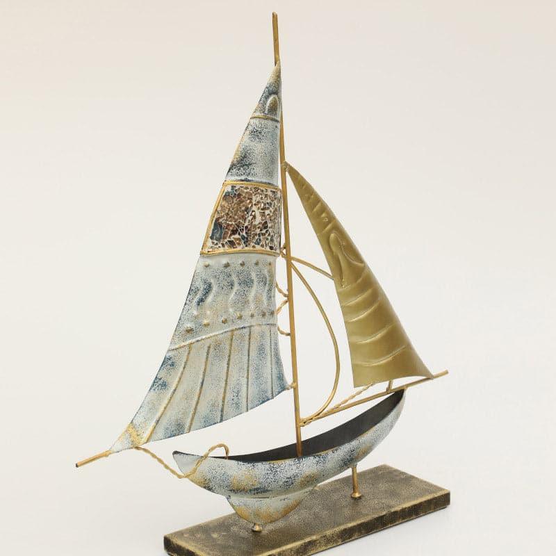 Master Of Sea Showpiece media 3