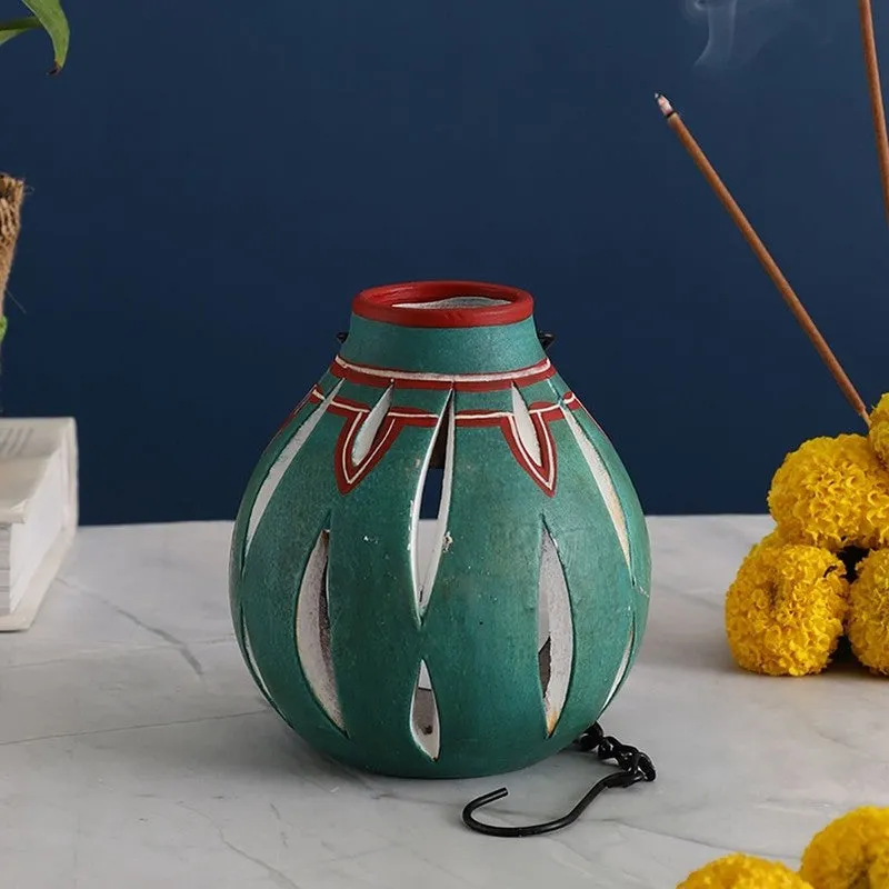 Divine Flame Candle Holder Collection Green media 3