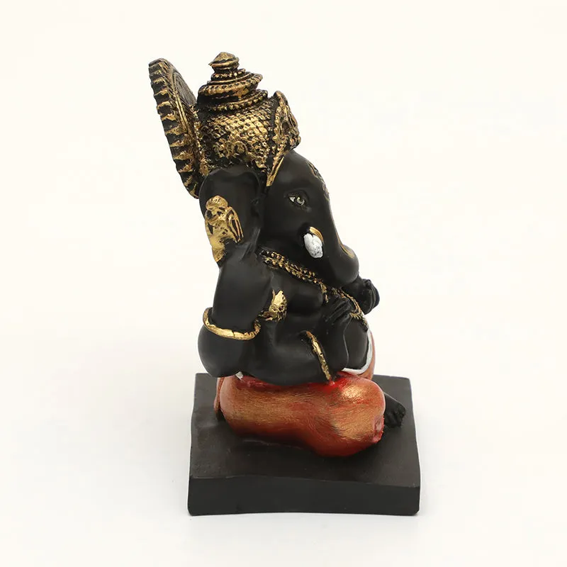 Shri Vignaharta Idol - Red media 4