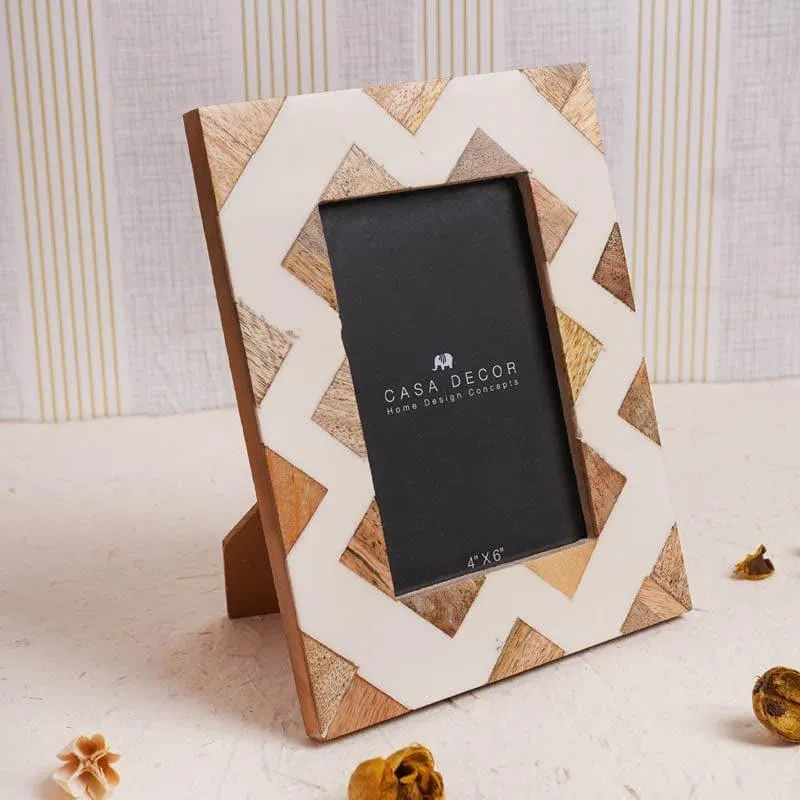 Zig Zag Fun Photo Frame media 1