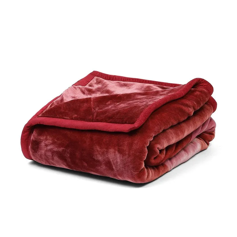 Monte Carlo Crimson Blossom Blanket - 1000 GSM media 5