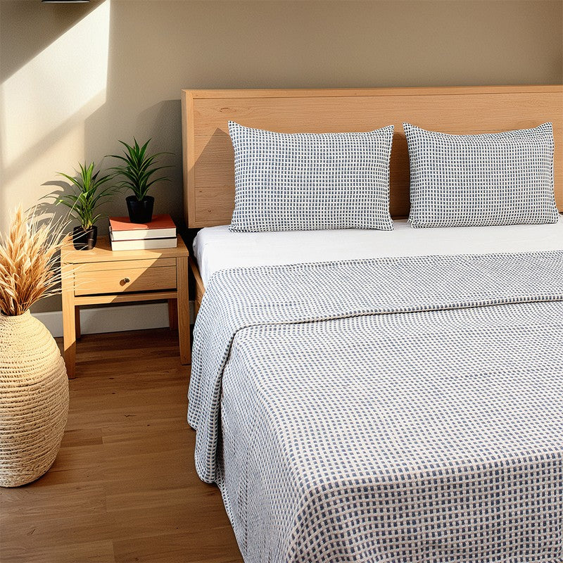 Girnar Bedcover - Dark Blue media 7