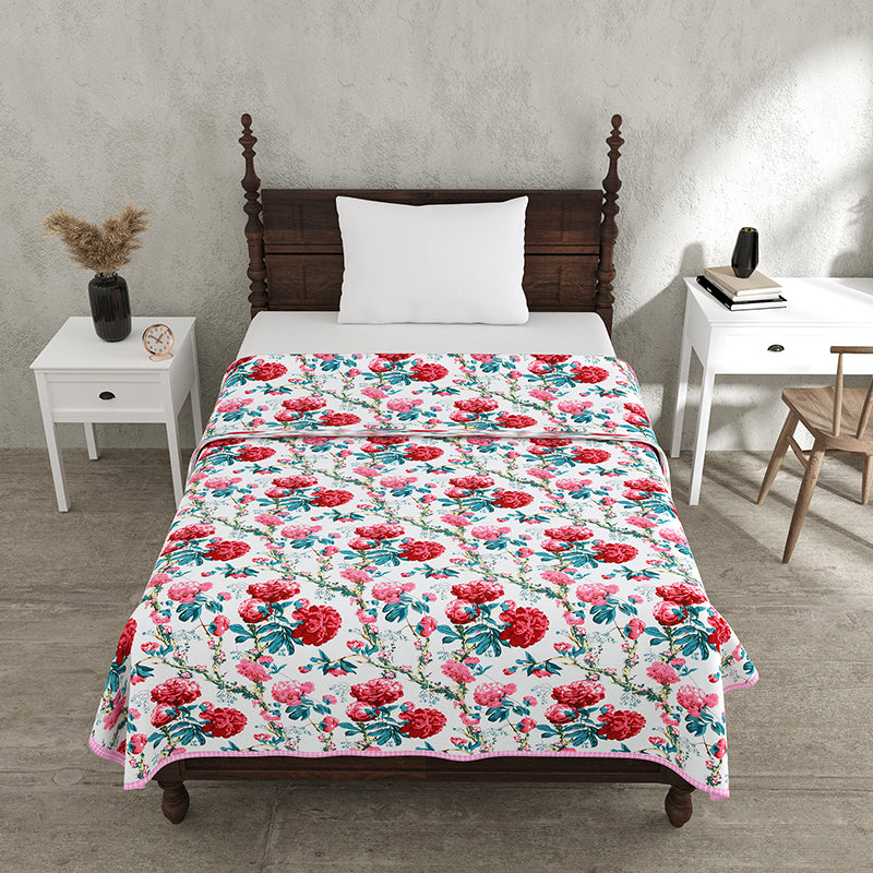 Fleur Fever Cotton Dohar - Red,Green media 3