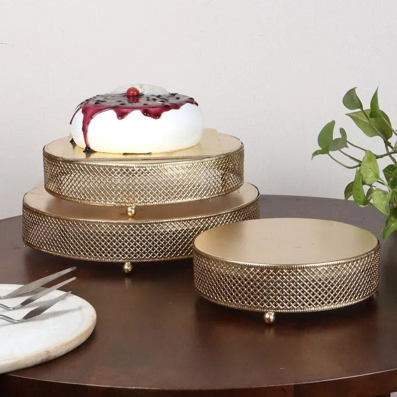 Sirja Buffet Riser Iron Platter - Set of Three media 1