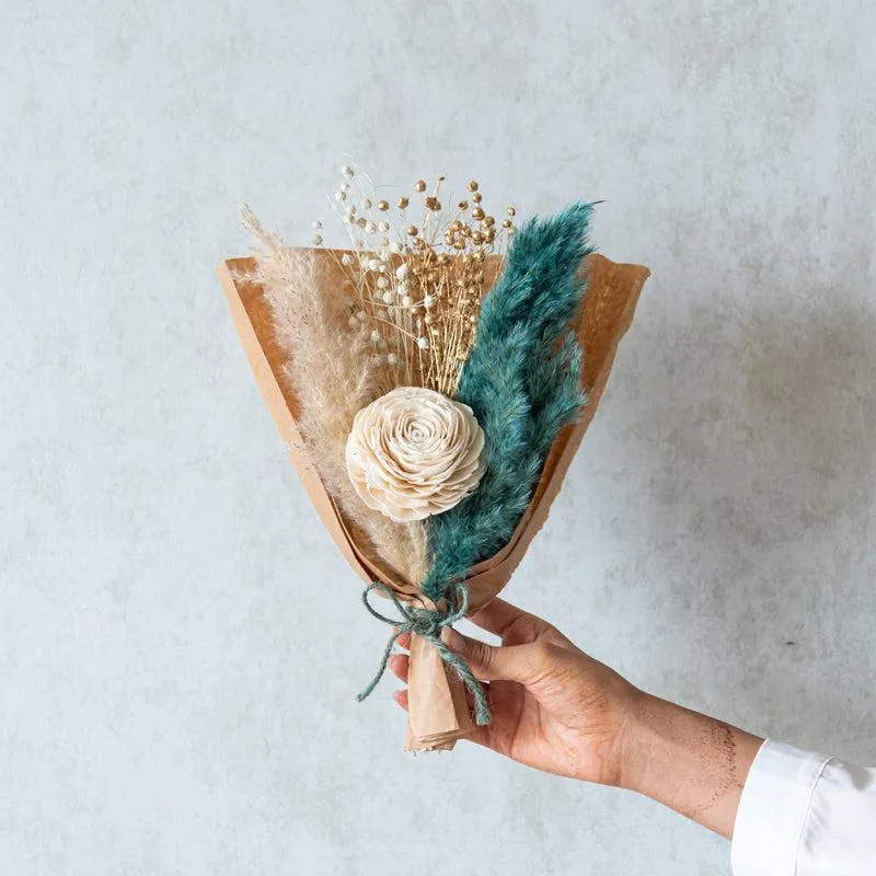 Neona Latte Dried Flower Bunch media 5