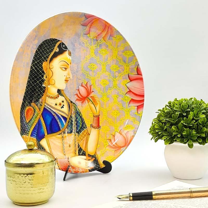 Raani-Bag-Me Decorative Plate