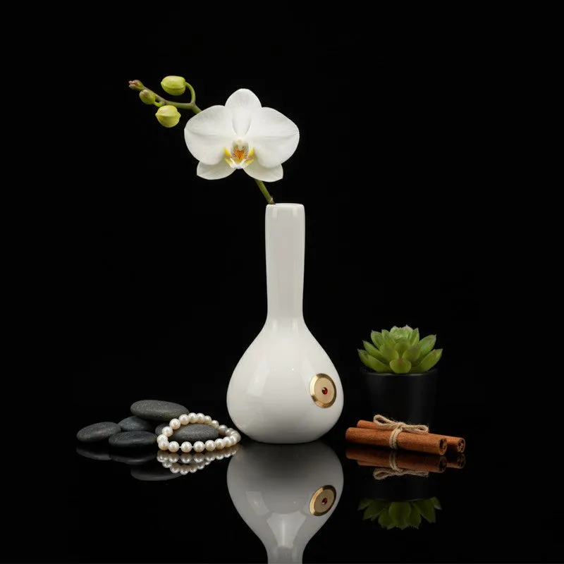 Graceful Bloom Vase media 4