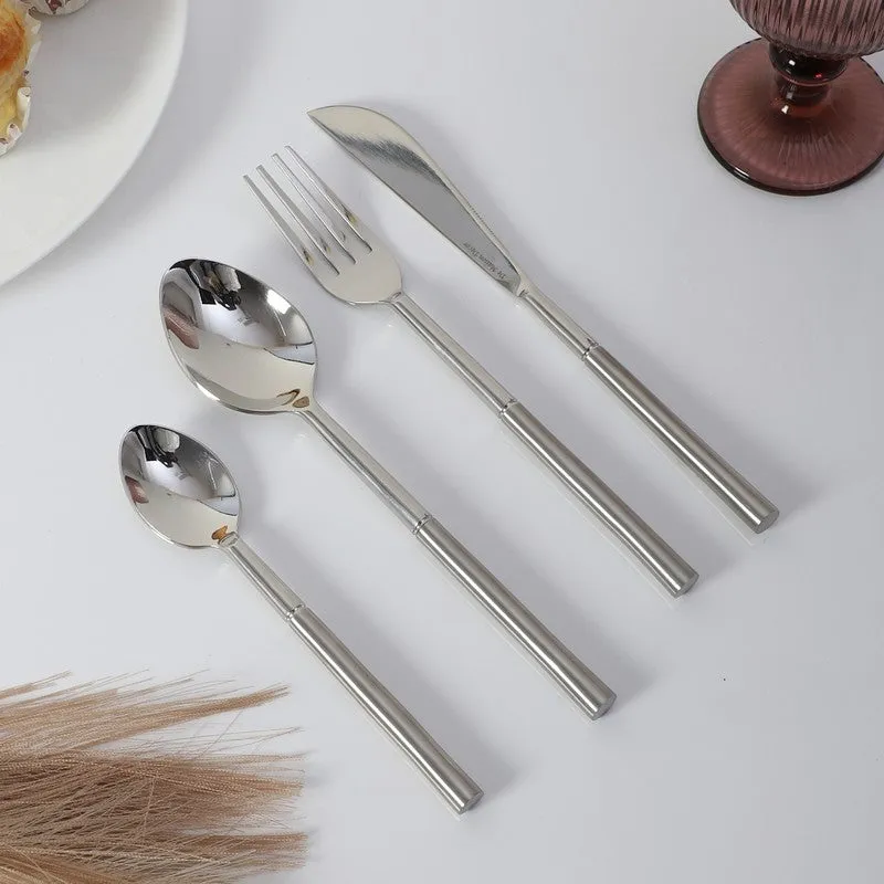Lark Cutlery - Four Piece Set media 1