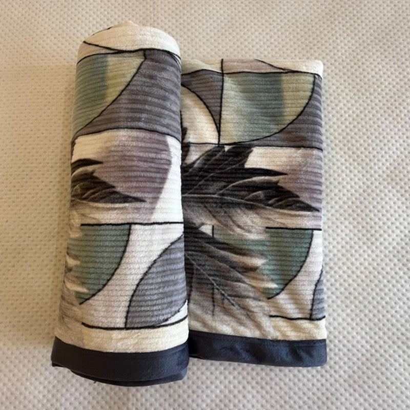Spring Cozy Wool Blankets - 350 GSM media 7
