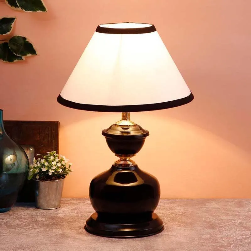 Curves Cotton Table Lamp - White,Black media 1