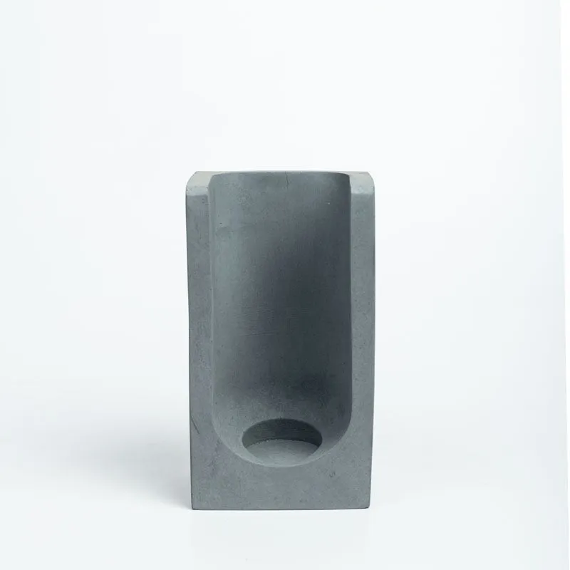 Vaugh Candle Holder media 4