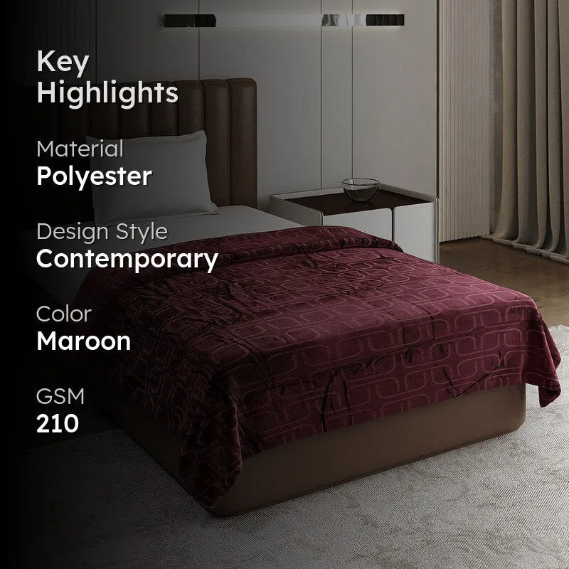 Monte Carlo Warmora Geometric Print Polyester Blanket (Maroon) - 210 GSM media 2