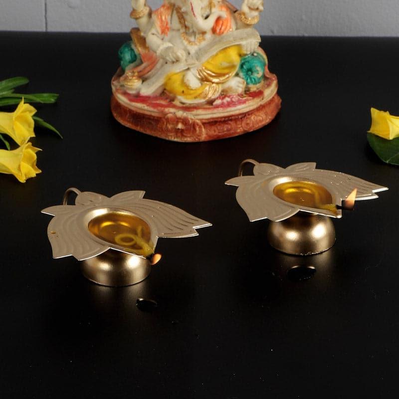 Glowleaf Iron Diyas - Set Of Two