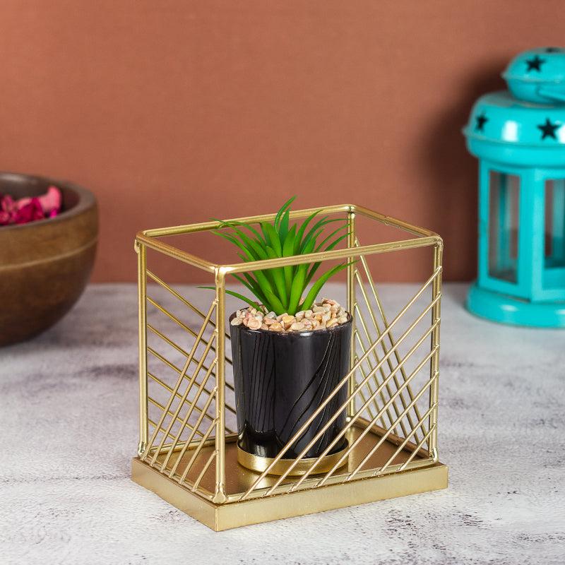 Jadeo Metal Planter media 3