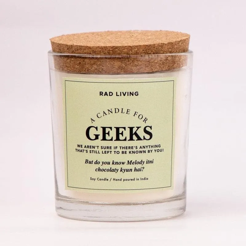 Geeks - Sweet Musk Scented Candle media 4