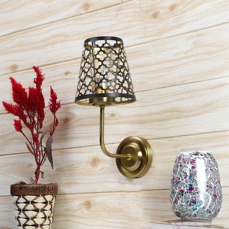 ShadowWeave Metal Wall Lamp media 3