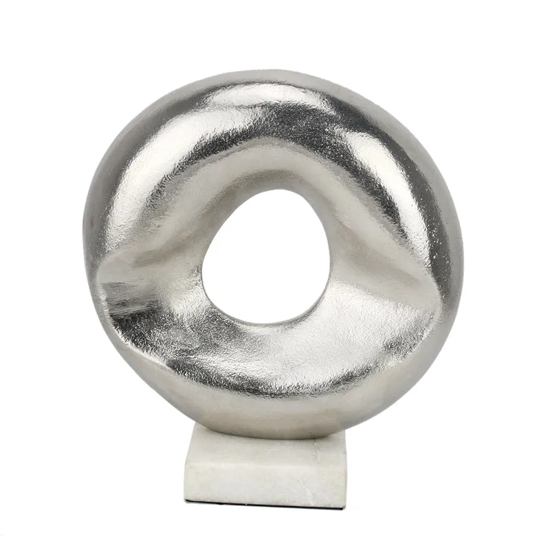 Astroy Donut Showpiece - Silver media 3