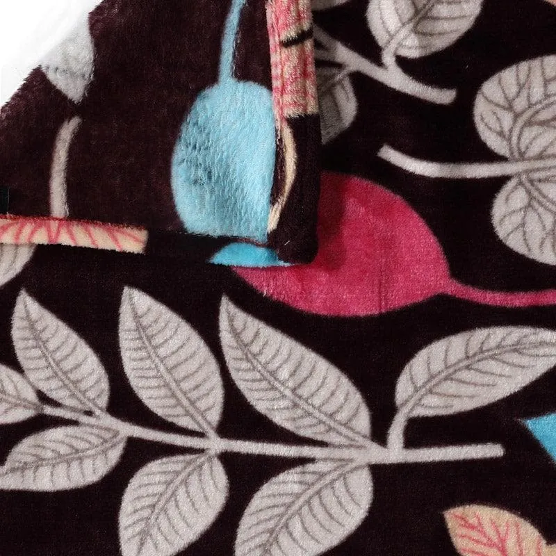 Jungle July Warm Bedsheet - 150 GSM media 6