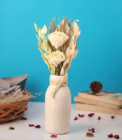 Dried Flowers & Leaves · Ceramic