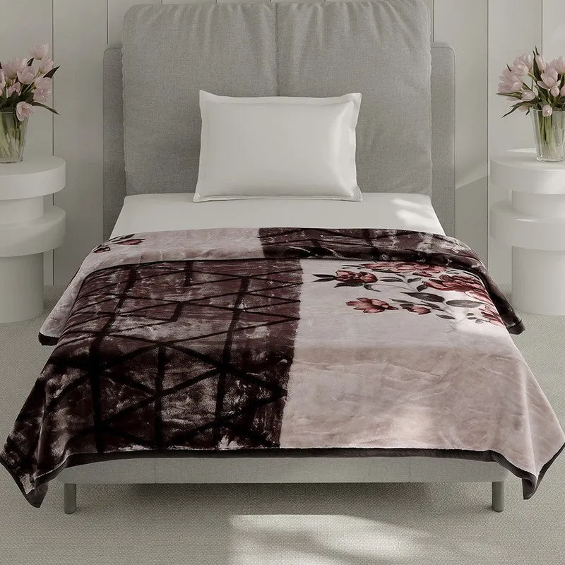 Monte Carlo Mystic Mosaic Blanket (Brown) - 895 GSM media 3