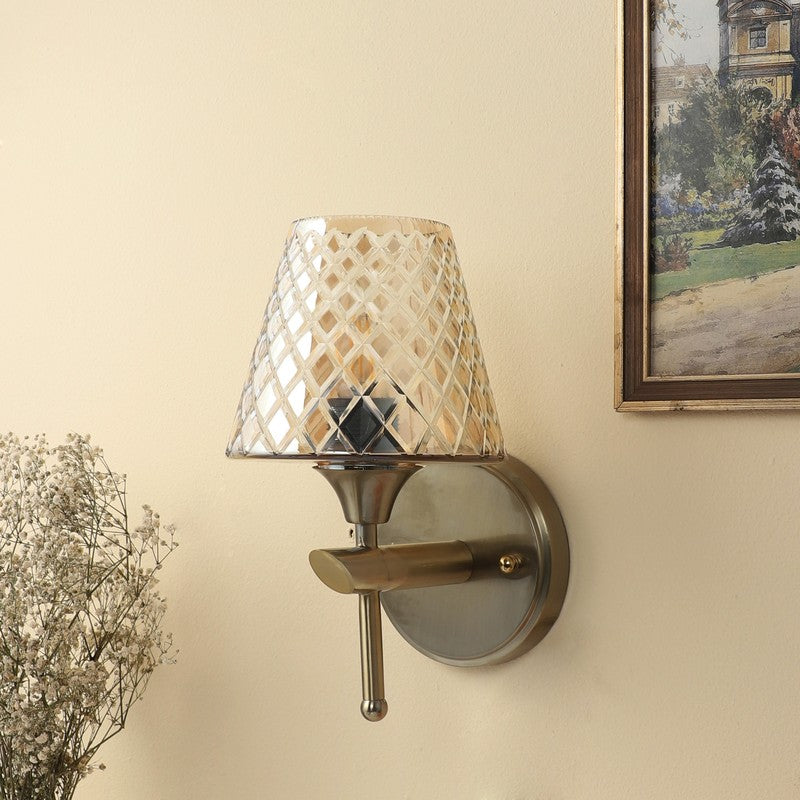 Aviora Elegant Glass Wall Lamp media 6