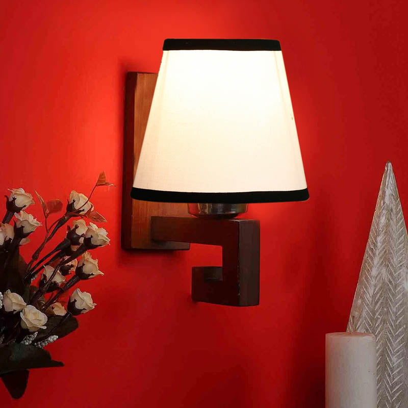 Blanc Conical Wooden Wall Lamp