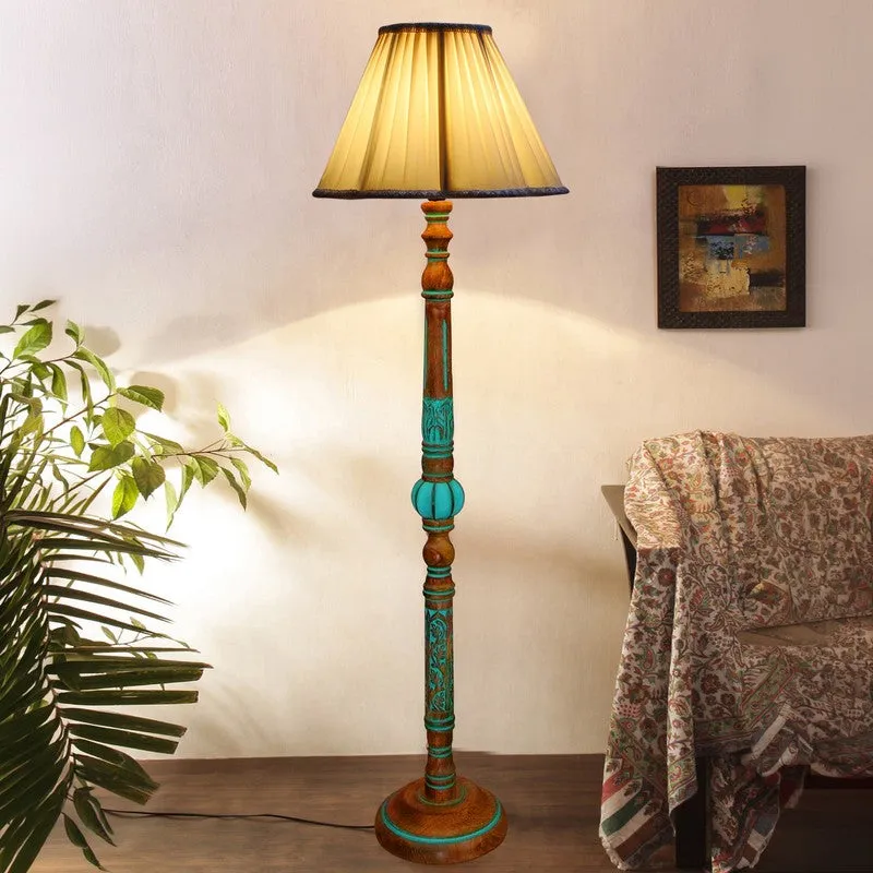 ConicalEdge Luxe Floor Lamp media 1