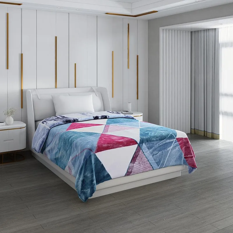 Monte Carlo Geometric Dreamscape Blanket - 850 GSM media 1