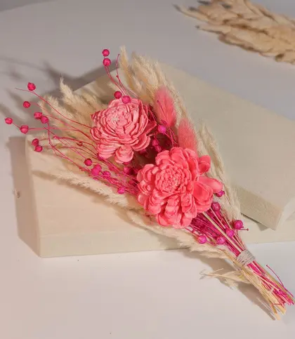 Dried Flowers & Leaves