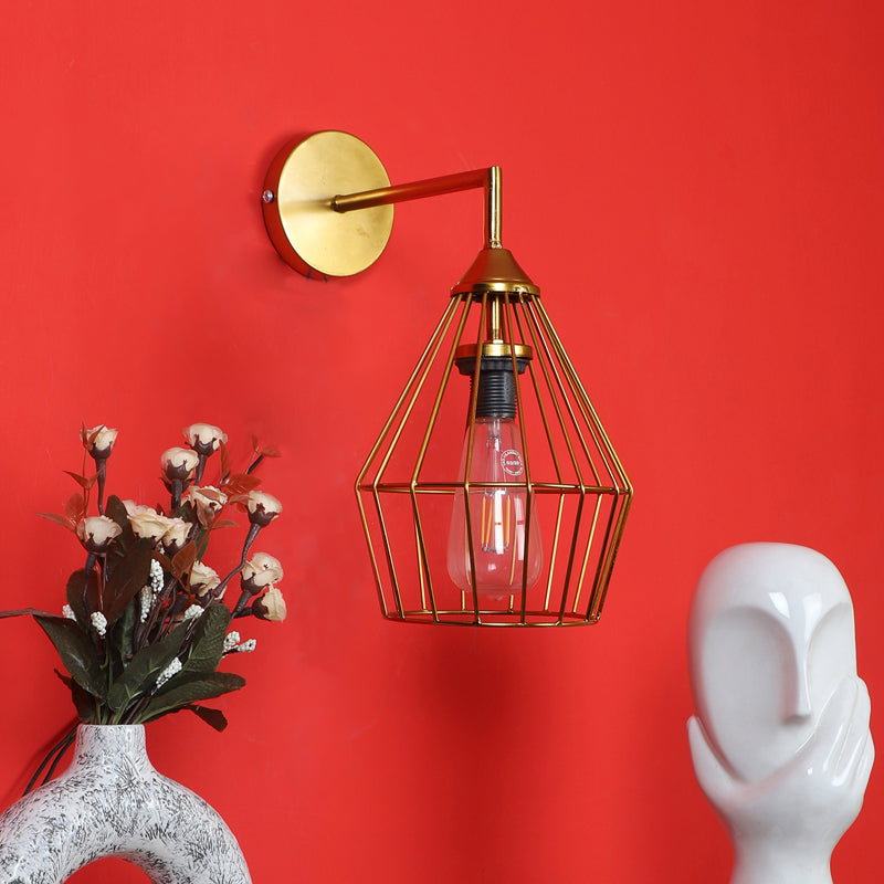 Kage I Iron Wall Lamp media 3