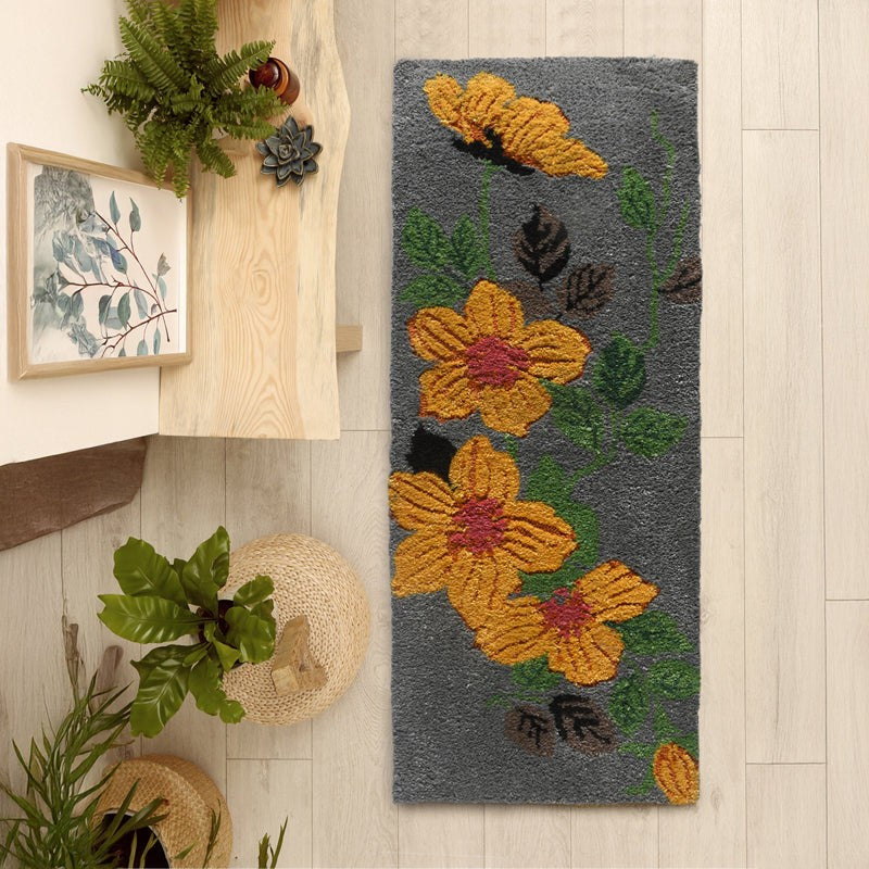 Flora Handtufted Anti-Skid Recycled PET Runner Rug media 3