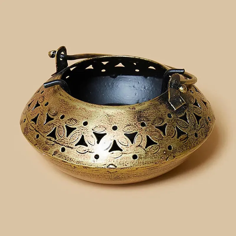 Orbate Carve Tea Light Holder media 6