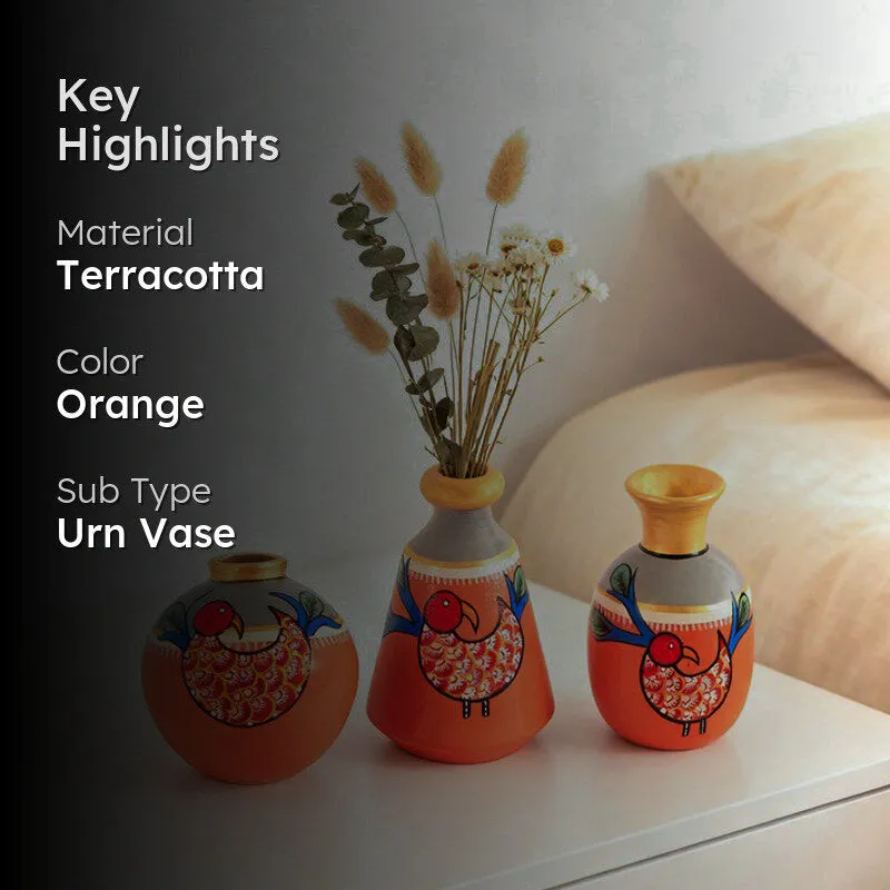 Indukar Terracotta Vase - Three Piece Set media 2