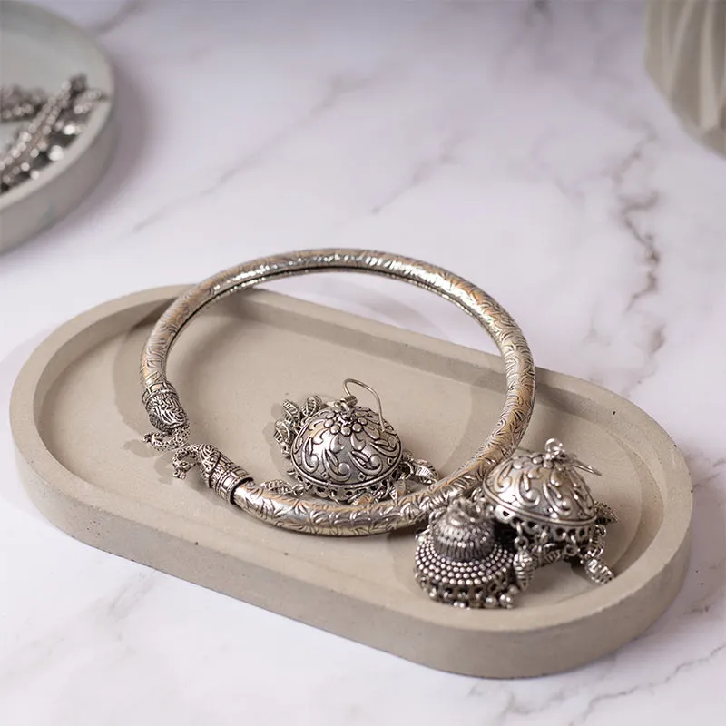 Oval Faso Trinket Tray media 1