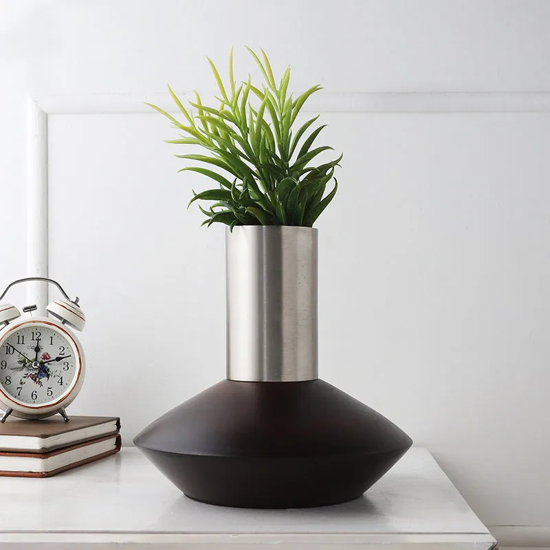 Giena Vase - Black & Silver media 1