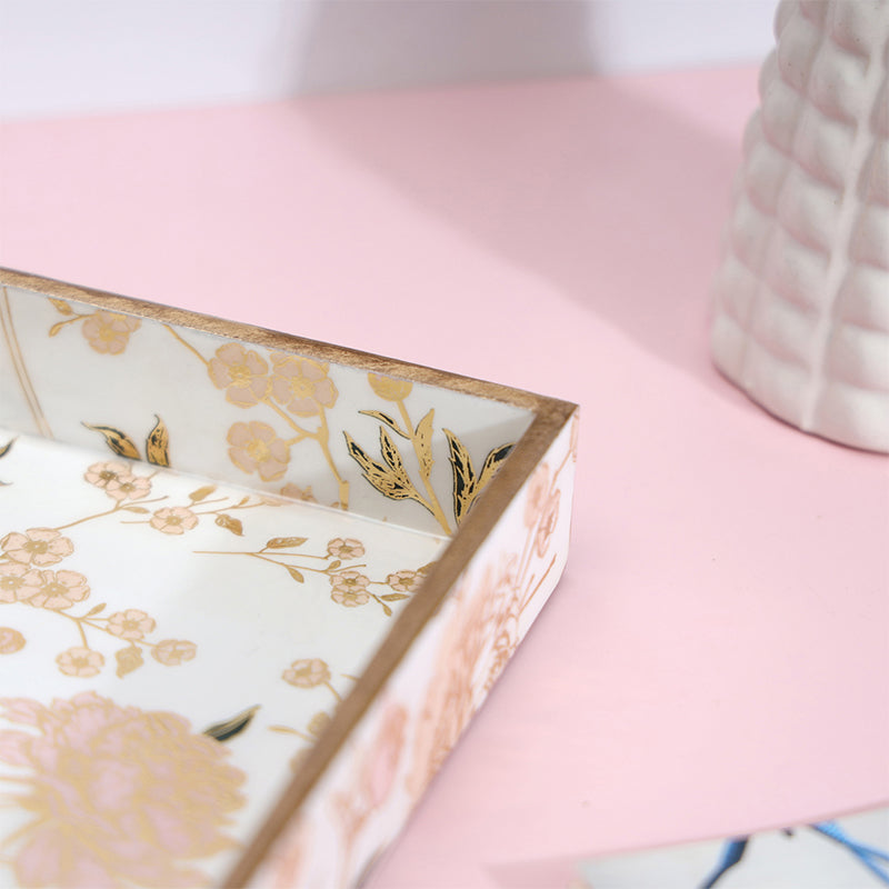 Litra Floral Serving Tray media 3