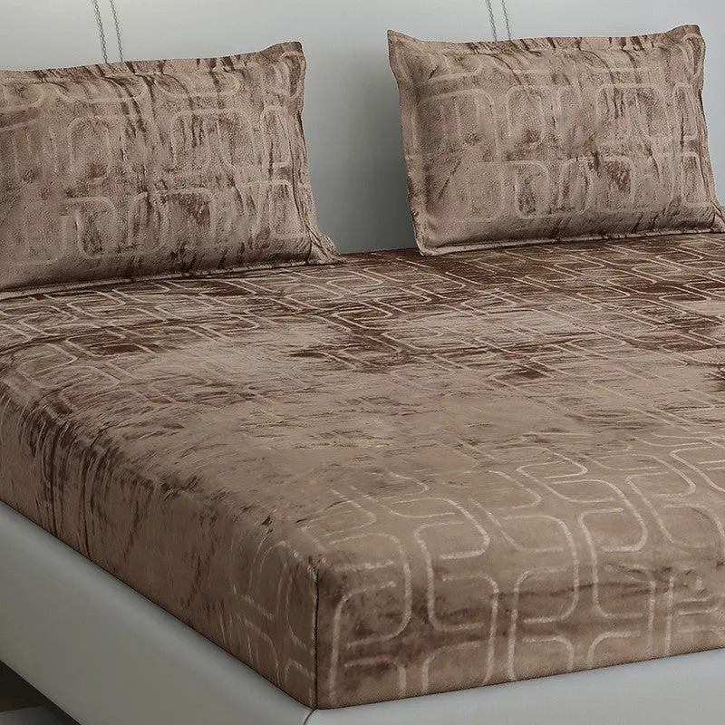 Monte Carlo Gentle Geometry Bedsheet (Beige) - 300 GSM media 3
