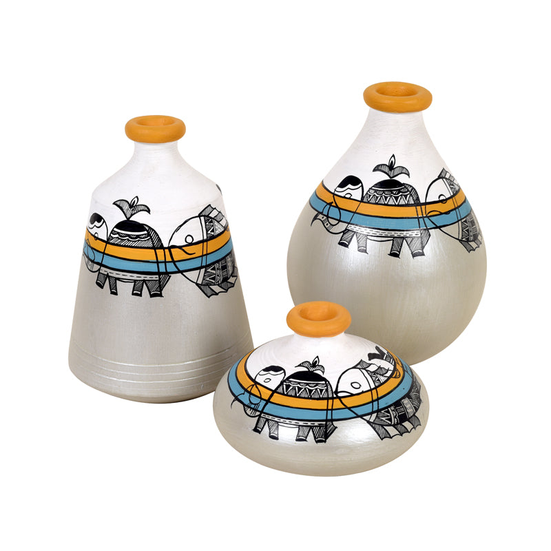 Sinchora Mystic Madhubhani Vase - Set Of Three media 3
